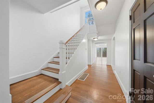 209 Abernathy Street NW, Lenoir, NC 28645