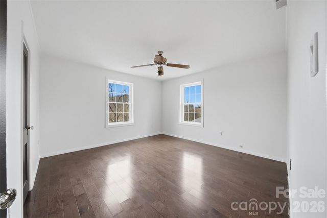 209 Abernathy Street NW, Lenoir, NC 28645