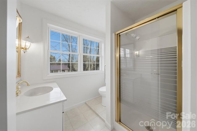 209 Abernathy Street NW, Lenoir, NC 28645