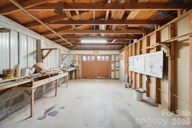 209 Abernathy Street NW, Lenoir, NC 28645