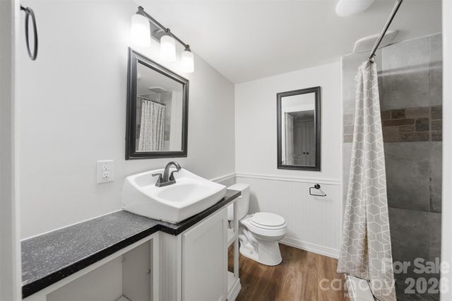 209 Abernathy Street NW, Lenoir, NC 28645