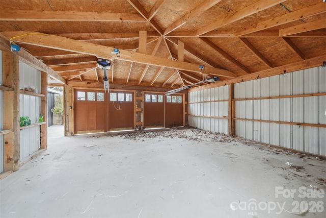 209 Abernathy Street NW, Lenoir, NC 28645