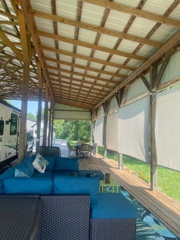 432 Meadow View Drive, Nancy, KY 42544