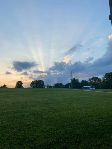 432 Meadow View Drive, Nancy, KY 42544