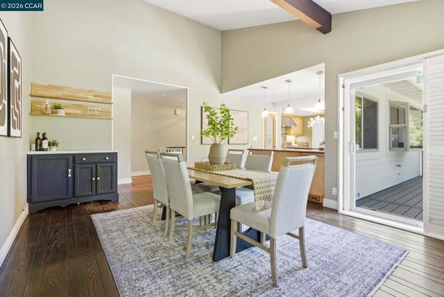 1740 Oro Valley Cir, Walnut Creek, CA 94596