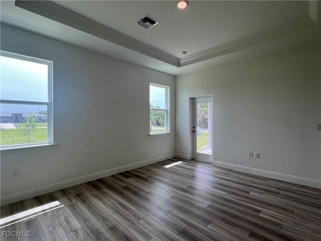 4024 NW 41st AVE, Cape Coral, FL 33993