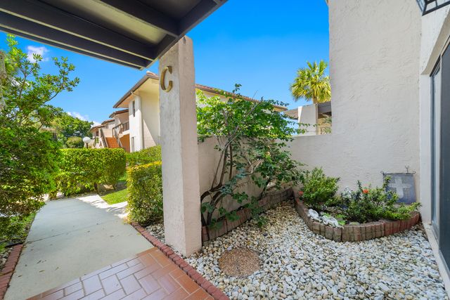 21160 N Juego Circle 13c, Boca Raton, FL 33433