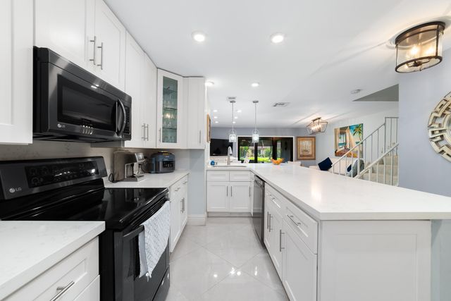 21160 N Juego Circle 13c, Boca Raton, FL 33433