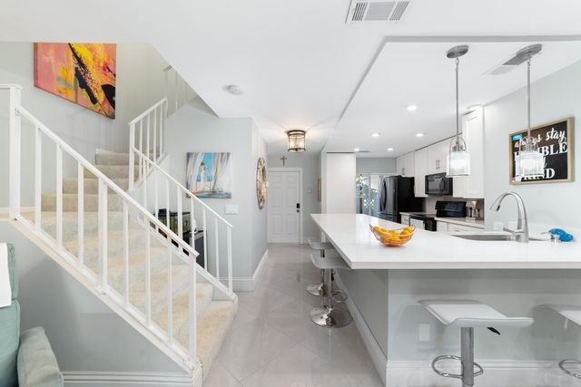 21160 N Juego Circle 13c, Boca Raton, FL 33433