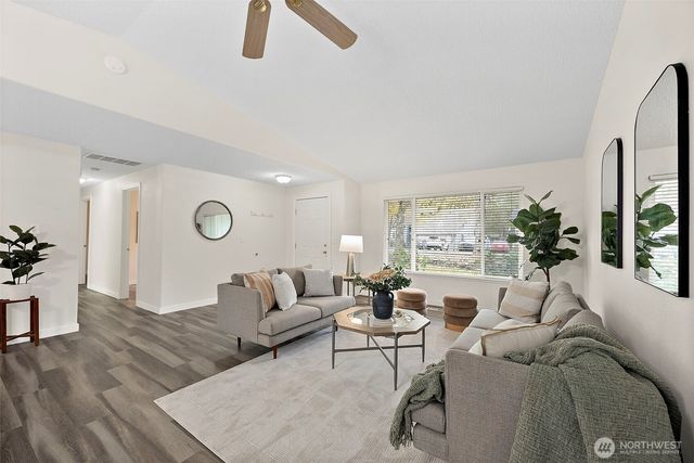 1117 17th Street SW, Puyallup, WA 98371