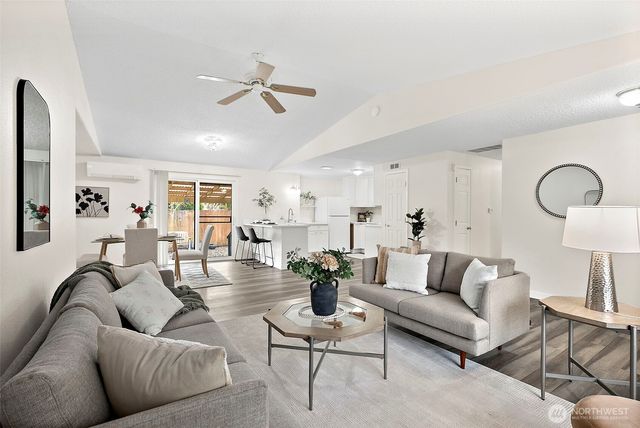 1117 17th Street SW, Puyallup, WA 98371