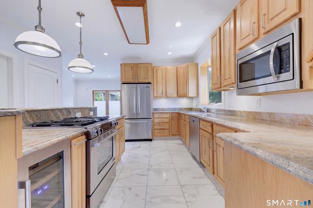 49 Harold Street 2, Greenwich, CT 06807