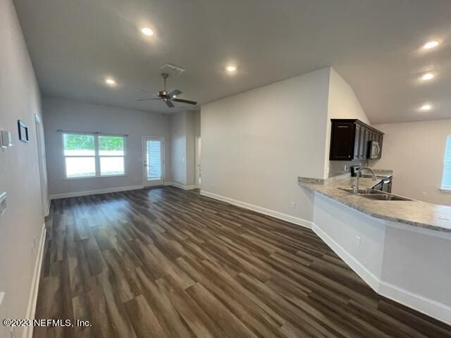 7046 CAMFIELD LANDING Drive, Jacksonville, FL 32222