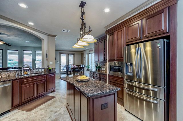 407 Pickney Avenue, Sugar Land, TX 77479
