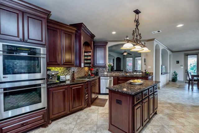 407 Pickney Avenue, Sugar Land, TX 77479