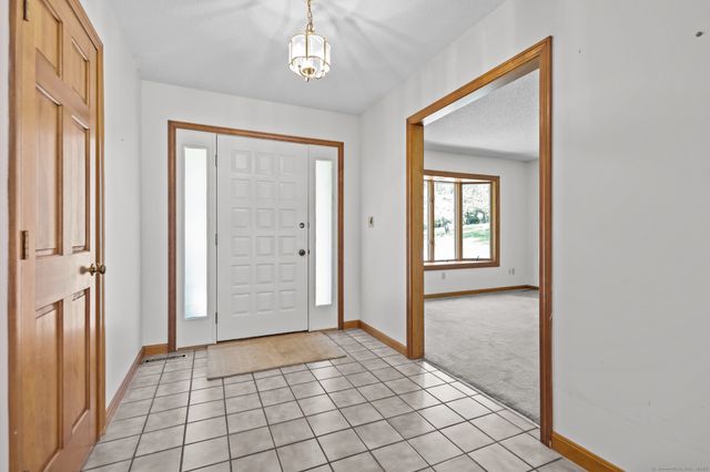 229 Brown Road, Brooklyn, CT 06234