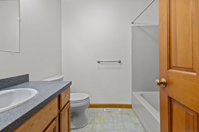 229 Brown Road, Brooklyn, CT 06234
