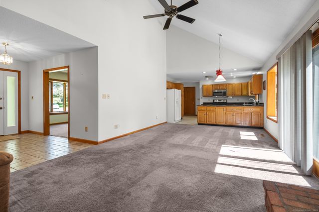 229 Brown Road, Brooklyn, CT 06234