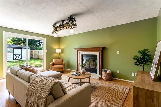 142 Converse CT, Newport News, VA 23608