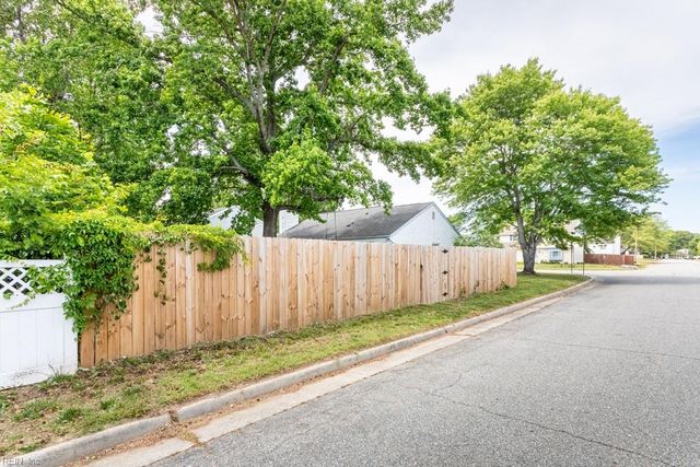 142 Converse CT, Newport News, VA 23608