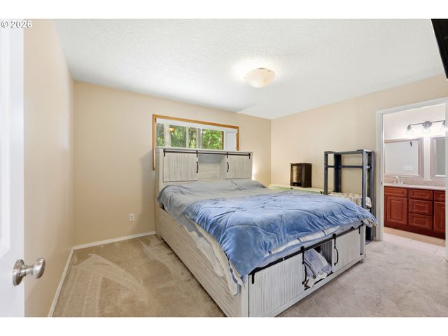 2893 Ne JUNIPER Ave, Gresham, OR 97030