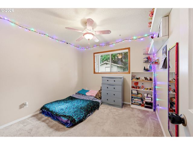 2893 Ne JUNIPER Ave, Gresham, OR 97030
