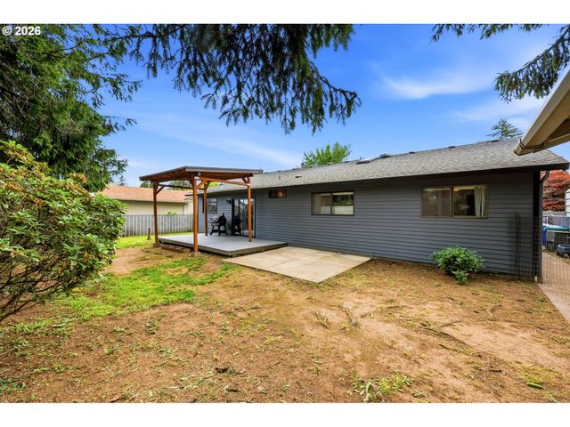 2893 Ne JUNIPER Ave, Gresham, OR 97030