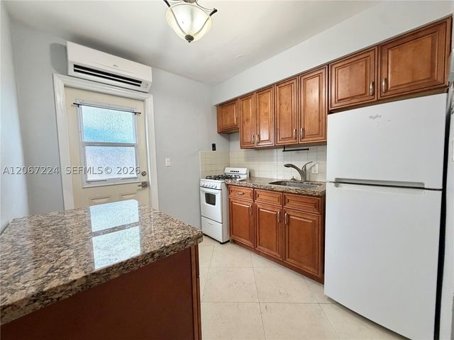 4213 El Mar Dr 2, Lauderdale By The Sea, FL 33308