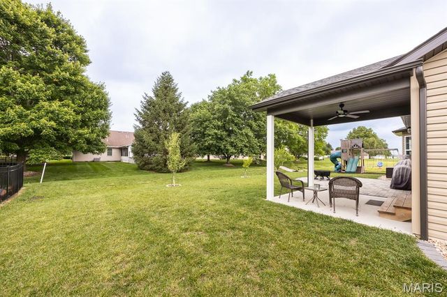 1121 Menominee Trail, Mascoutah, IL 62258
