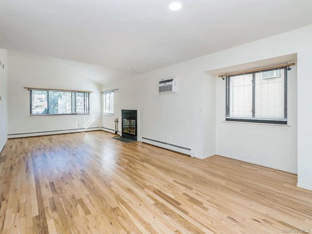 47B Marwood Road N, Port Washington, NY 11050
