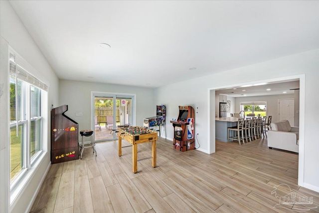 5464 Grande Lagoon Ct, Pensacola, FL 32507