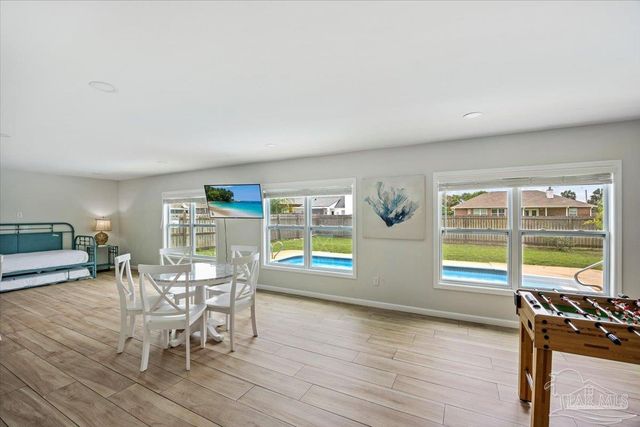 5464 Grande Lagoon Ct, Pensacola, FL 32507