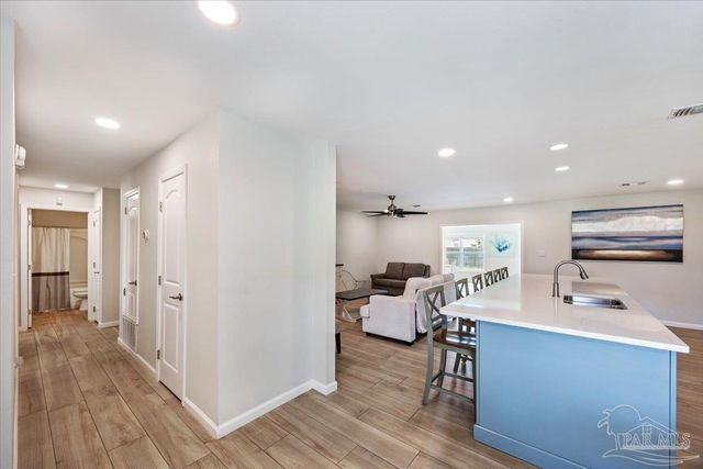 5464 Grande Lagoon Ct, Pensacola, FL 32507