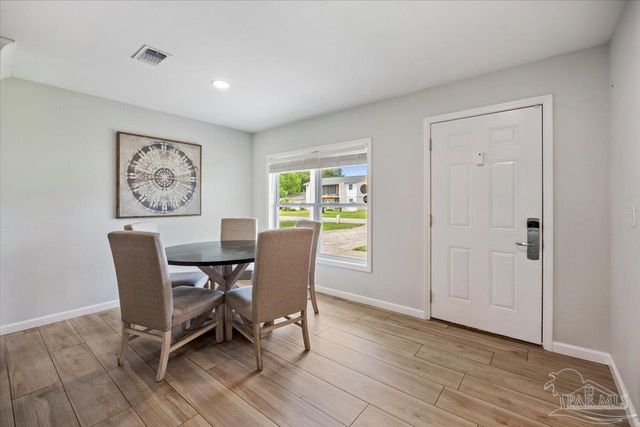 5464 Grande Lagoon Ct, Pensacola, FL 32507