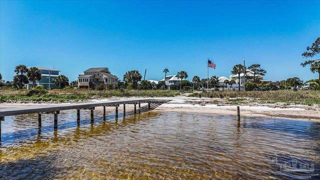 5464 Grande Lagoon Ct, Pensacola, FL 32507