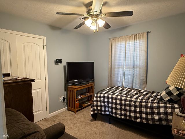 903 S Creek Drive E, Greensburg, IN 47240