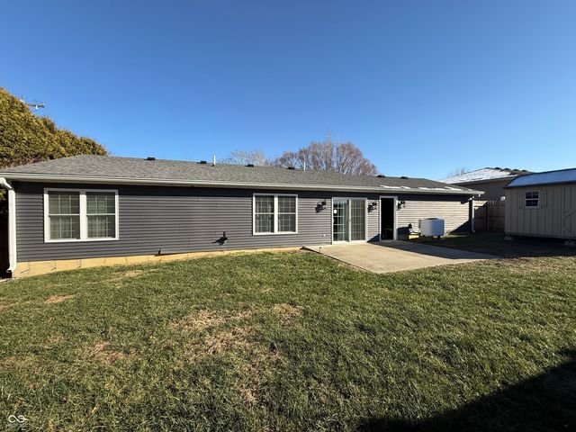 903 S Creek Drive E, Greensburg, IN 47240