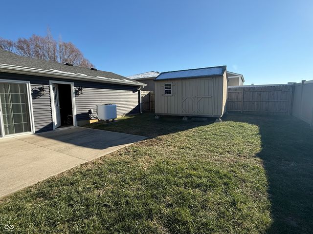 903 S Creek Drive E, Greensburg, IN 47240