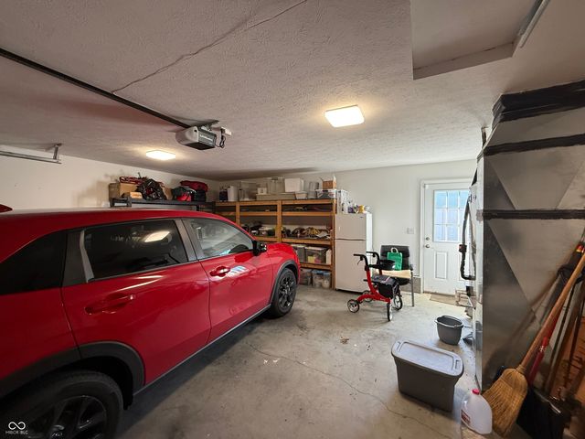 903 S Creek Drive E, Greensburg, IN 47240