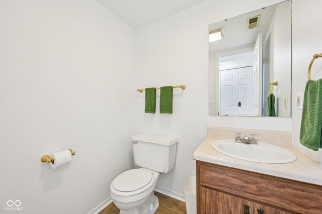 9113 Cinnebar Drive, Indianapolis, IN 46268