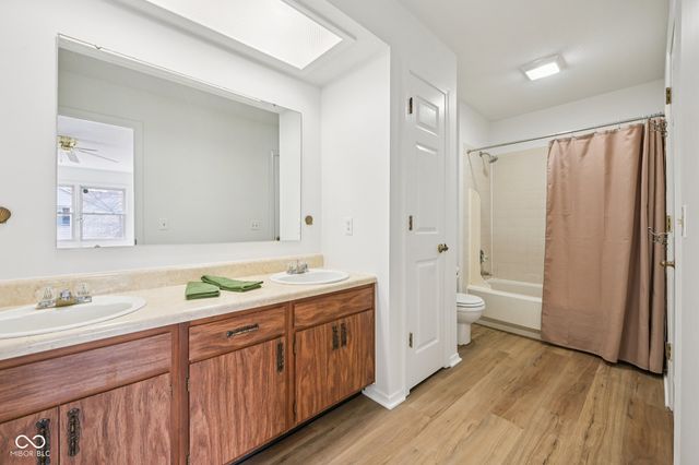 9113 Cinnebar Drive, Indianapolis, IN 46268