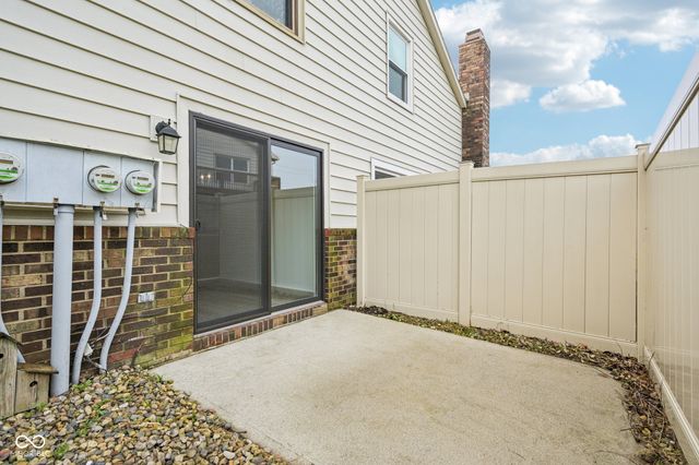 9113 Cinnebar Drive, Indianapolis, IN 46268