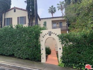 3842 Aloha Street, Los Angeles, CA 90027