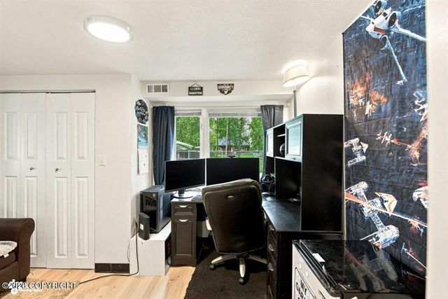 7620 Maryland Avenue, Anchorage, AK 99504