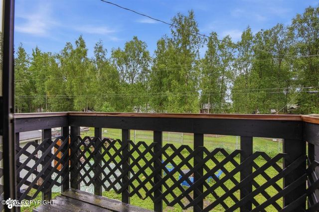 7620 Maryland Avenue, Anchorage, AK 99504