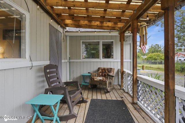 7620 Maryland Avenue, Anchorage, AK 99504