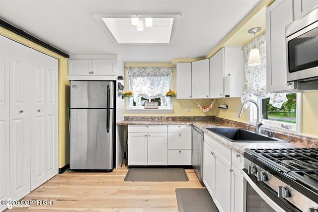 7620 Maryland Avenue, Anchorage, AK 99504