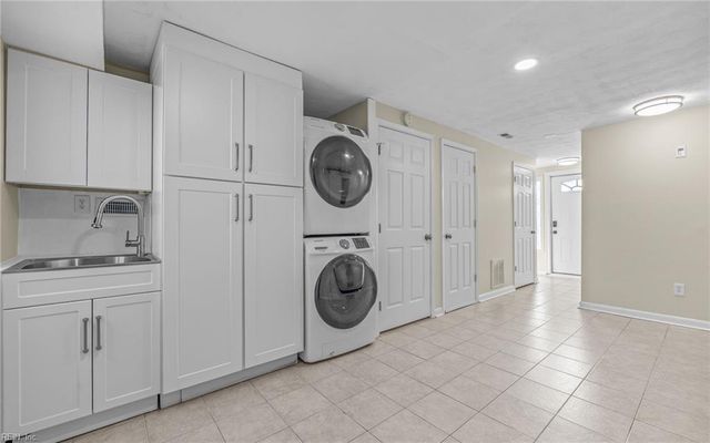 5458 Bayberry DR, Norfolk, VA 23502