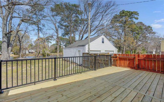 5458 Bayberry DR, Norfolk, VA 23502