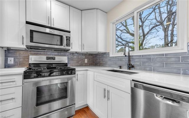 5458 Bayberry DR, Norfolk, VA 23502